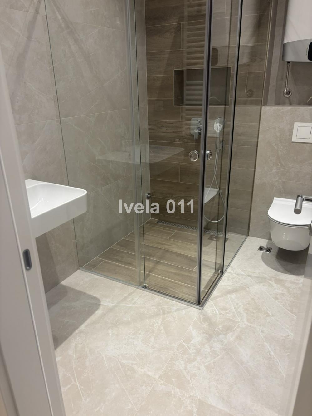 Slika 7 - Šumatovačka, Četvorosoban stan na prodaju, 144m2, 720.000€