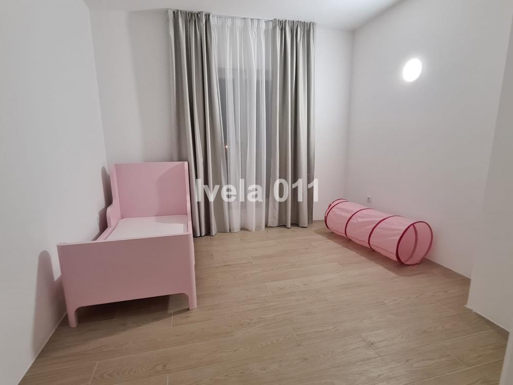 Slika 2 - Velisava Vulovića, Četvorosoban stan na prodaju, 180m2, 900.000€