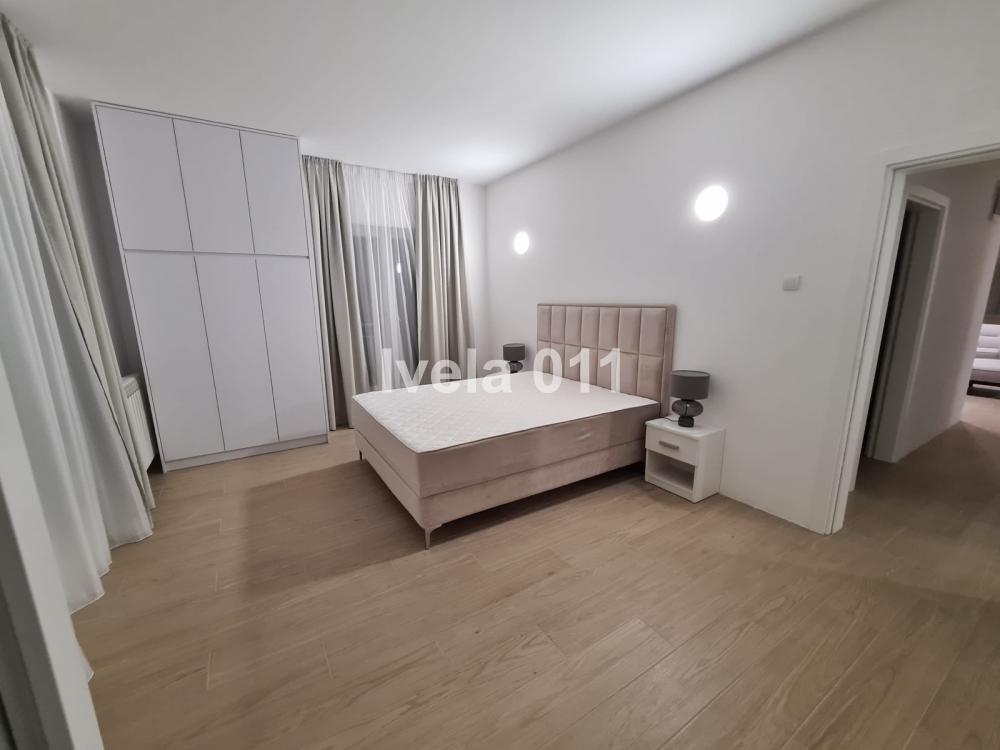 Slika 6 - Velisava Vulovića, Četvorosoban stan na prodaju, 145m2, 650.000€