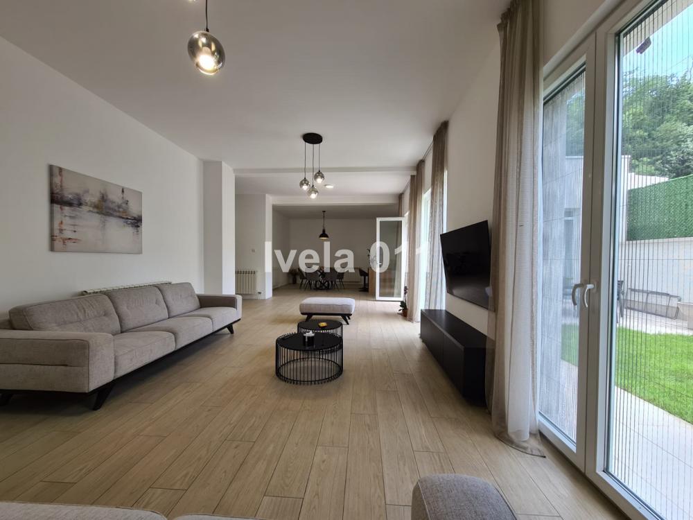 Slika 6 - Velisava Vulovića, Šestosoban stan na prodaju, 220m2, 950.000€