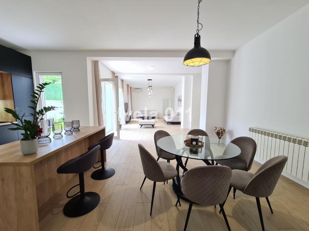 Slika 5 - Velisava Vulovića, Šestosoban stan na prodaju, 220m2, 950.000€