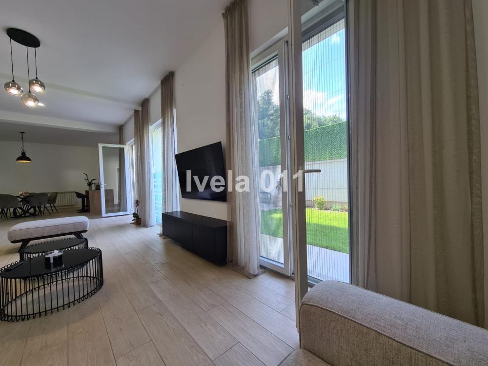 Glavna slika -Velisava Vulovića, Šestosoban stan na prodaju, 220m2, 950.000€