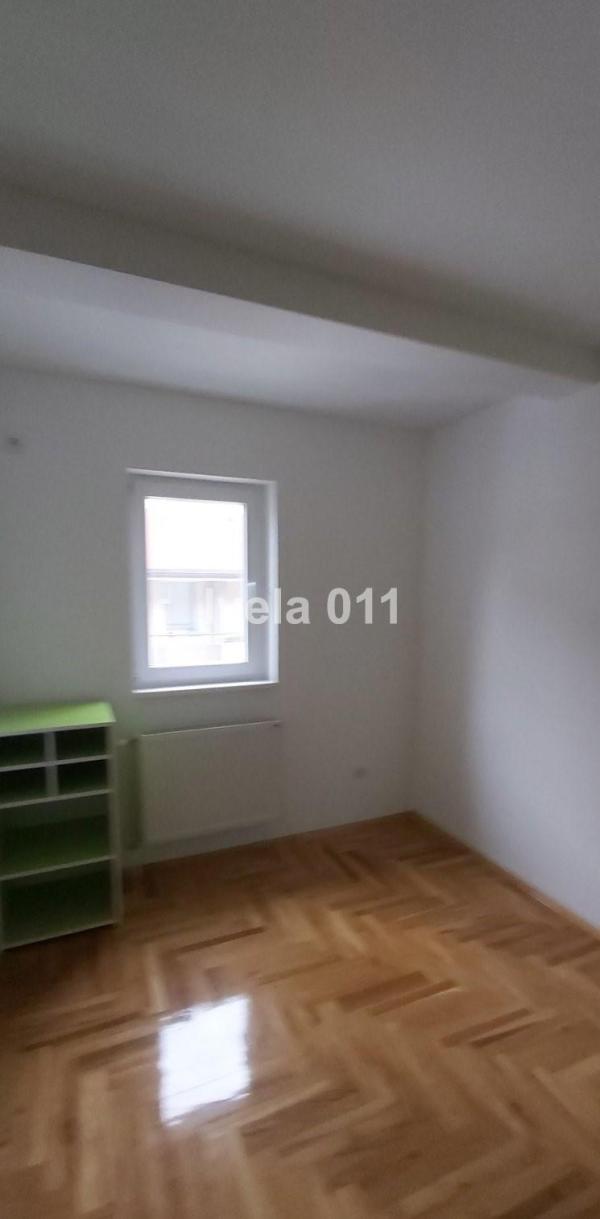 Slika 3 - Marije Crnobori, Dvoiposoban stan na prodaju, 65m2, 195.000€