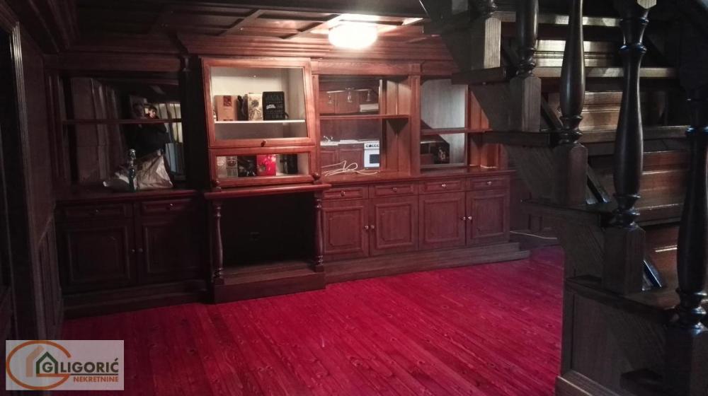Slika 3 - Glavna, Četvoroiposoban stan na prodaju, 143m2, 280.000€