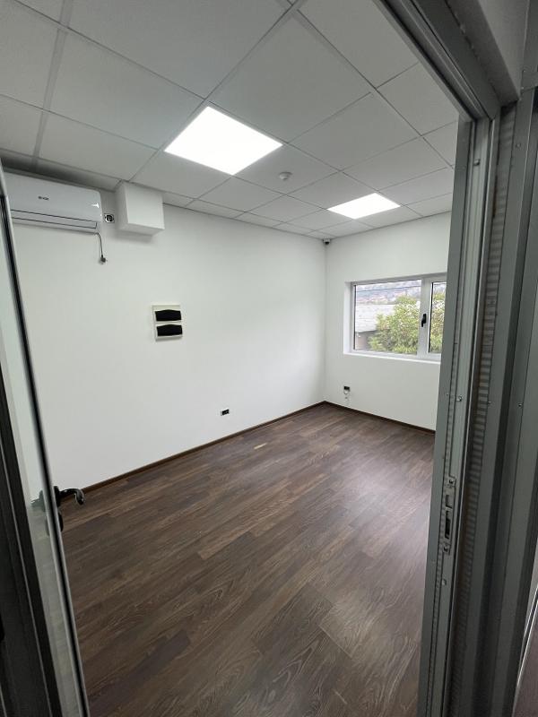 Slika 7 -  Lokal za izdavanje, 360m2, 1€