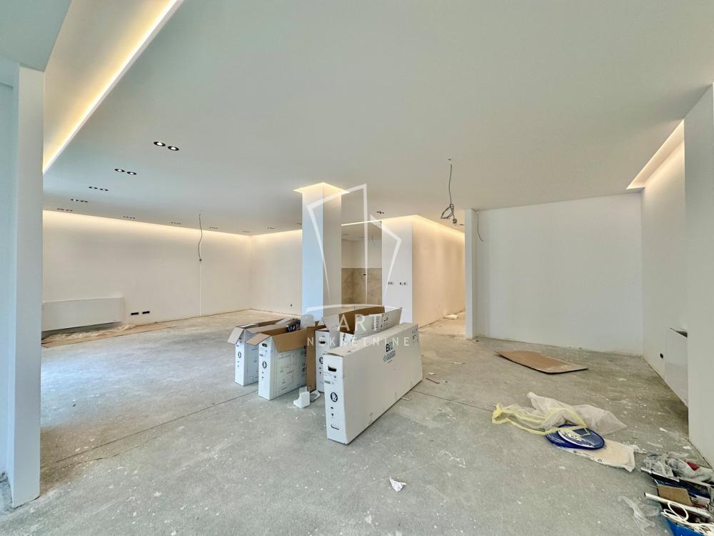 Slika 3 - Stojana Protića, Četvorosoban stan na prodaju, 261m2, 1.378.000€