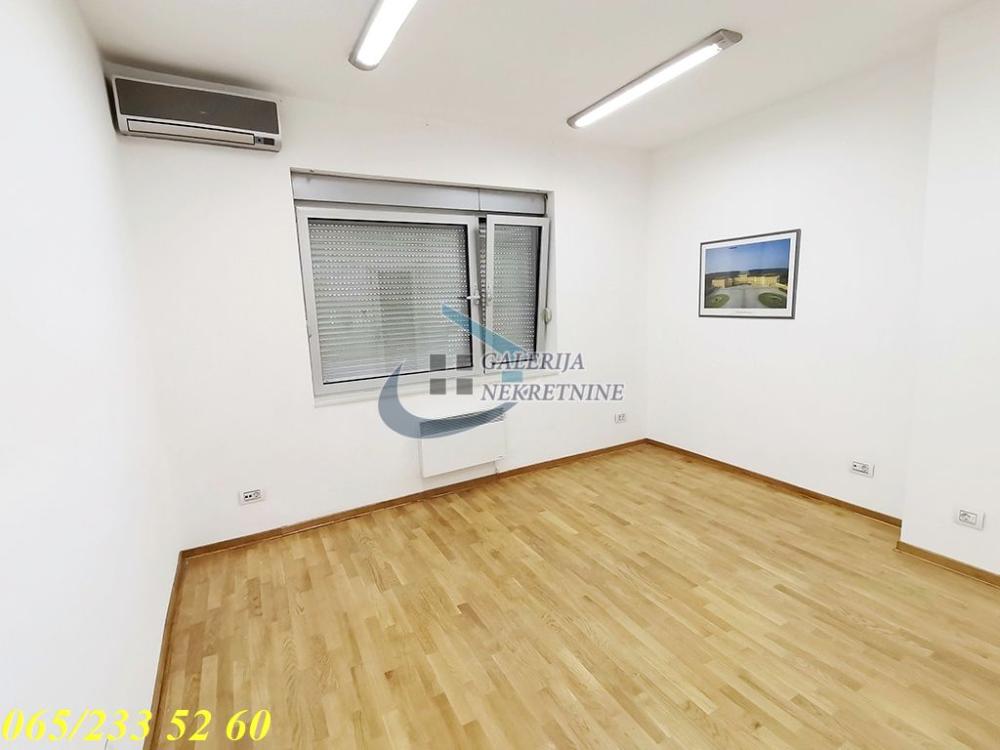 Slika 8 - Džordža Vašingtona, Dvosoban stan na prodaju, 50m2, 200.000€