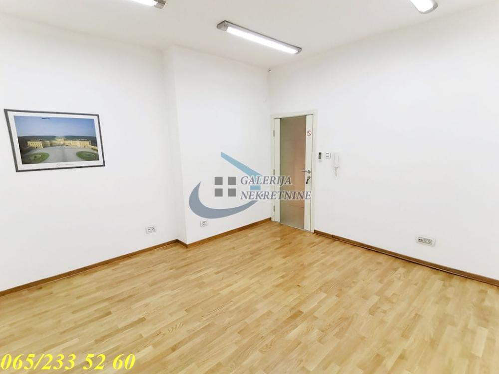 Slika 9 - Džordža Vašingtona, Dvosoban stan na prodaju, 50m2, 200.000€