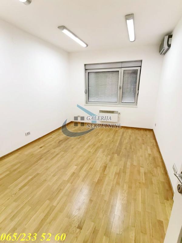 Slika 2 - Džordža Vašingtona, Dvosoban stan na prodaju, 50m2, 200.000€