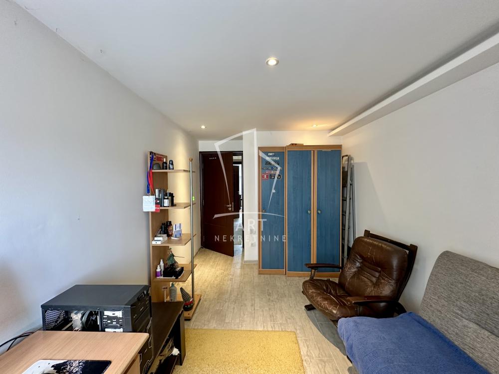 Slika 7 - Cara Dušana, Četvorosoban stan na prodaju, 59m2, 215.000€