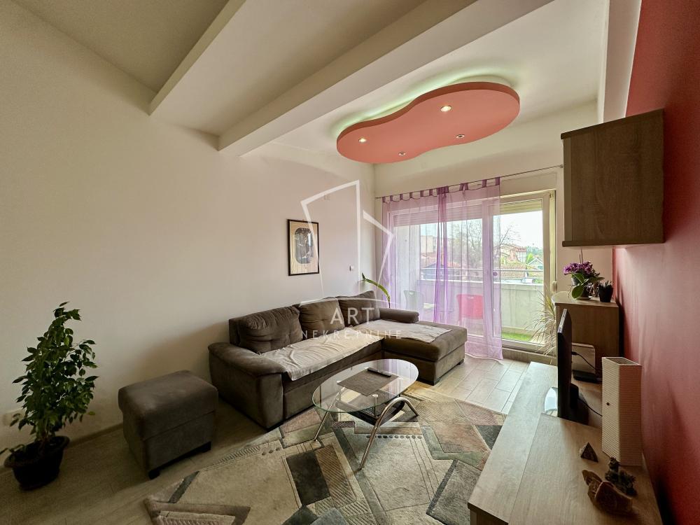 Glavna slika -Cara Dušana, Četvorosoban stan na prodaju, 59m2, 215.000€