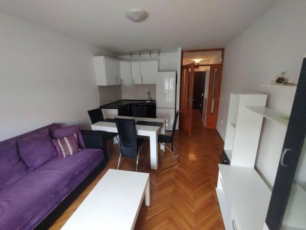 Glavna slika -Dvosoban stan za izdavanje, 44m2, 350€