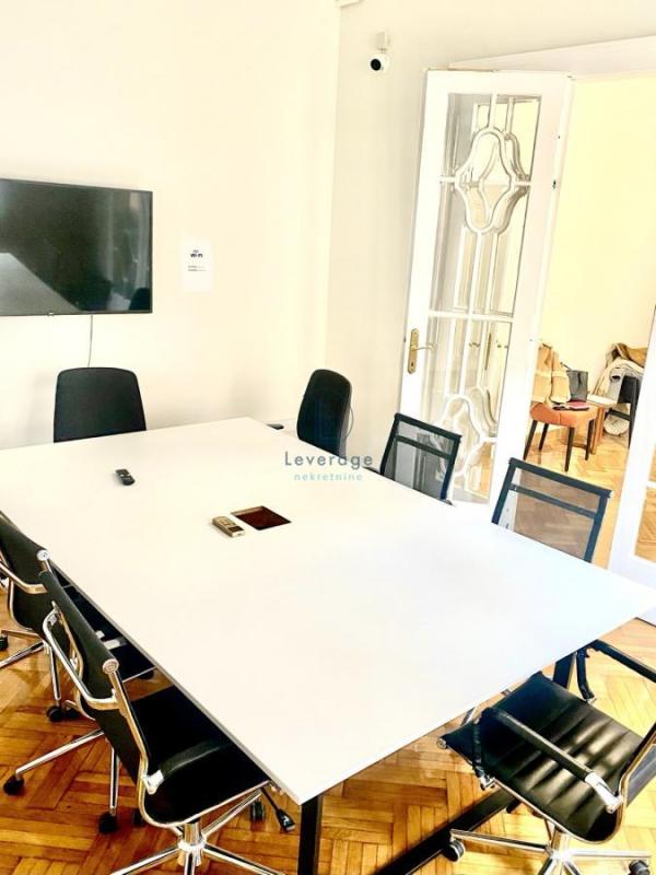 Slika 3 - Cara Uroša,  Lokal za izdavanje, 250m2, 2.000€