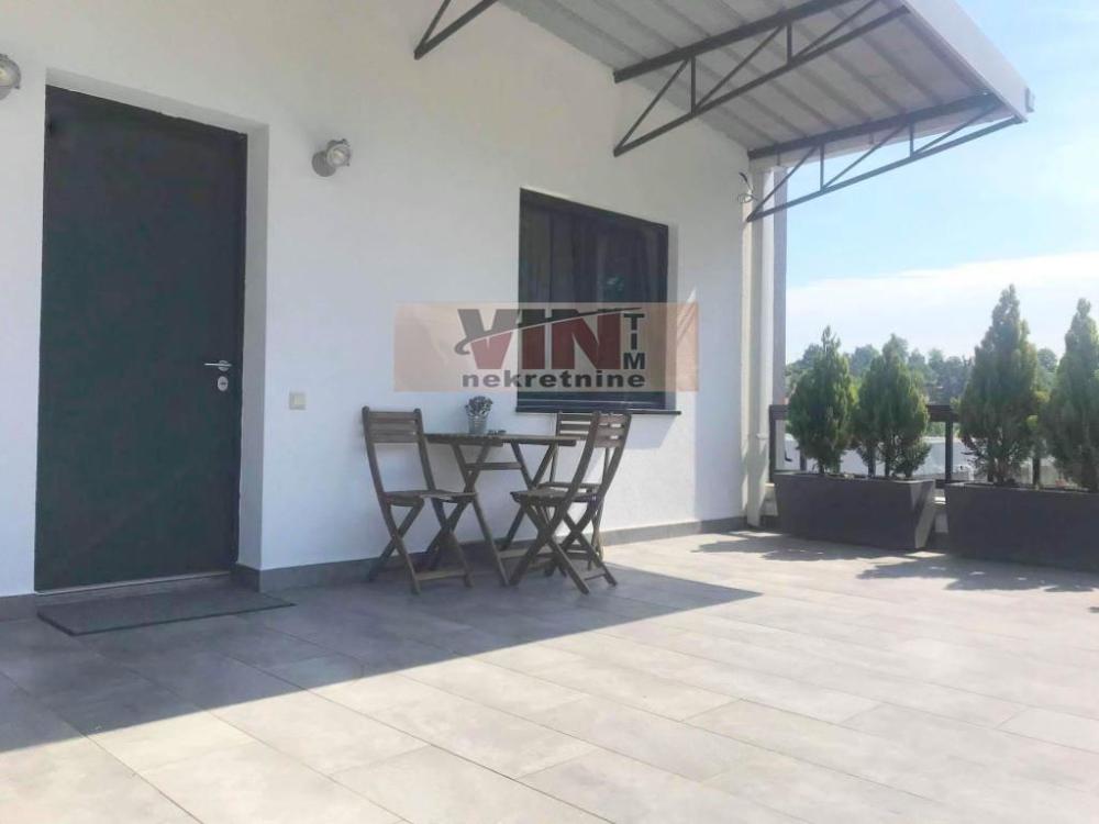 Slika 4 - BULEVAR REVOLUCIJE,  Lokal na prodaju, 418m2, 1.000.000€