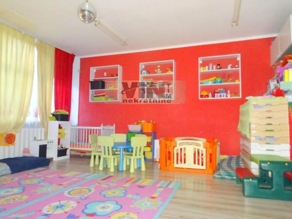 Slika 9 - NEHRUOVA,  Lokal na prodaju, 77m2, 142.000€