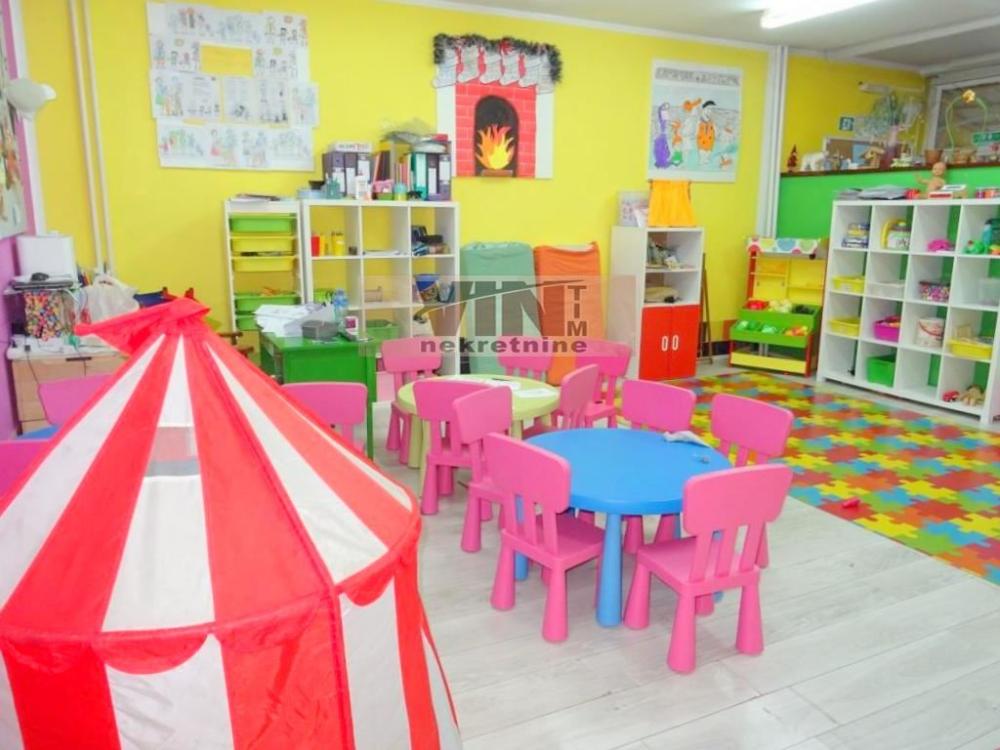 Slika 2 - NEHRUOVA,  Lokal na prodaju, 77m2, 142.000€