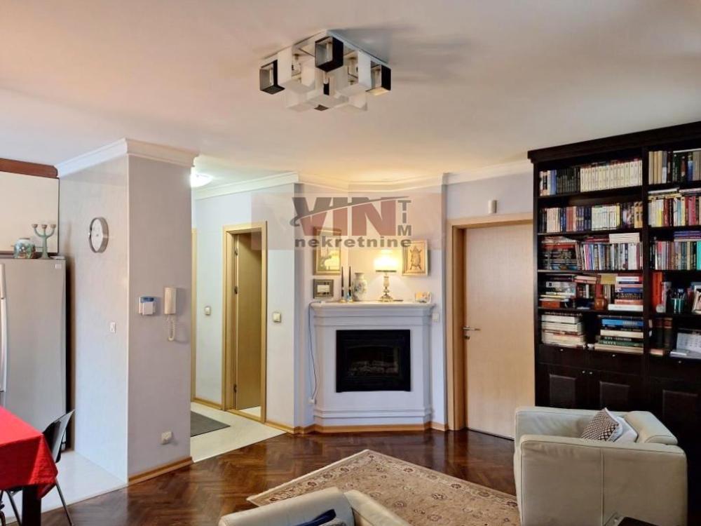 Slika 1 - KAPETANA ZAVISICA, Trosoban stan na prodaju, 68m2, 230.000€