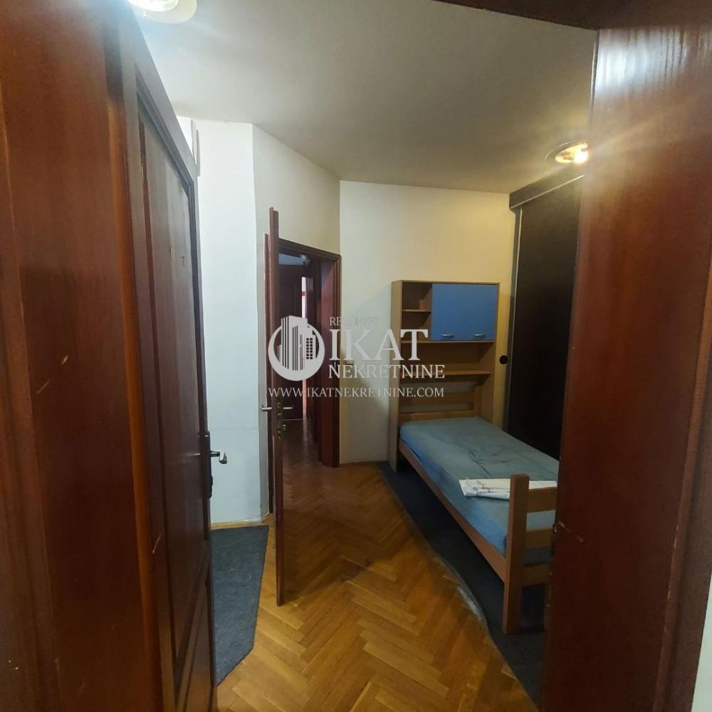 Slika 7 - Svetog Nikole,  Kuća na prodaju, 596m2, 750.000€