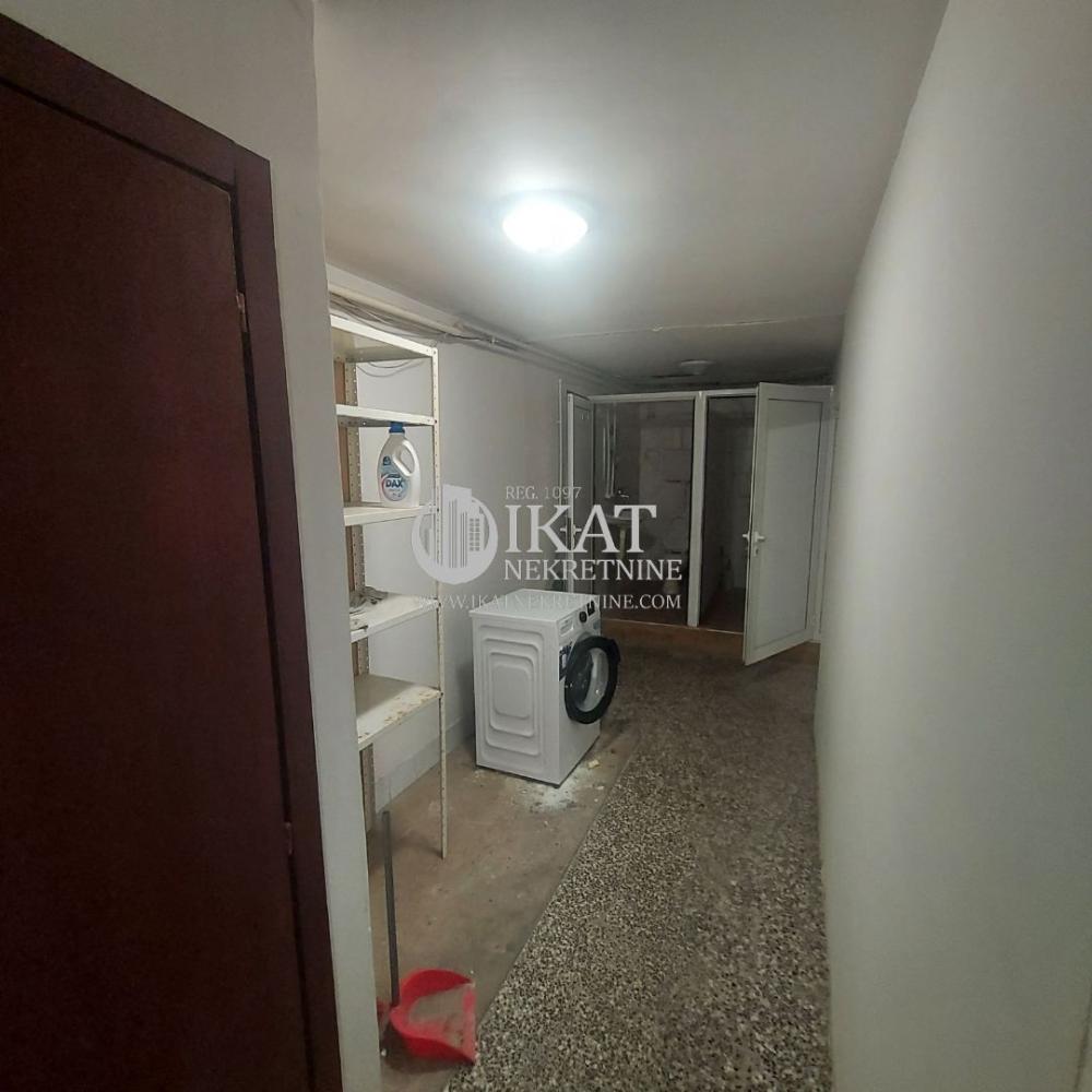 Slika 10 - Svetog Nikole,  Kuća na prodaju, 596m2, 750.000€