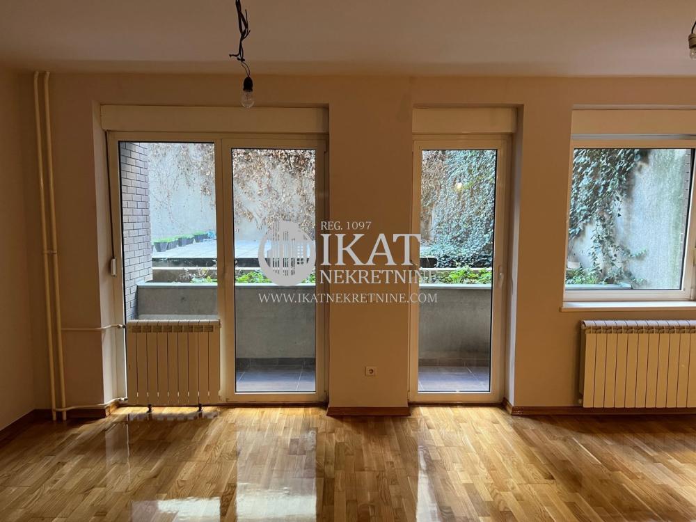 Slika 1 - Dvoiposoban stan na prodaju, 81m2, 223.000€