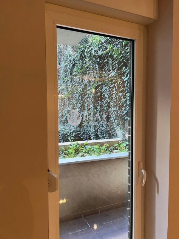 Slika 10 - Dvoiposoban stan na prodaju, 81m2, 223.000€