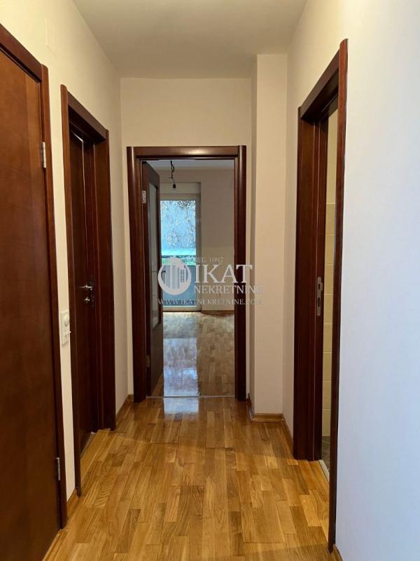 Slika 5 - Dvoiposoban stan na prodaju, 81m2, 223.000€