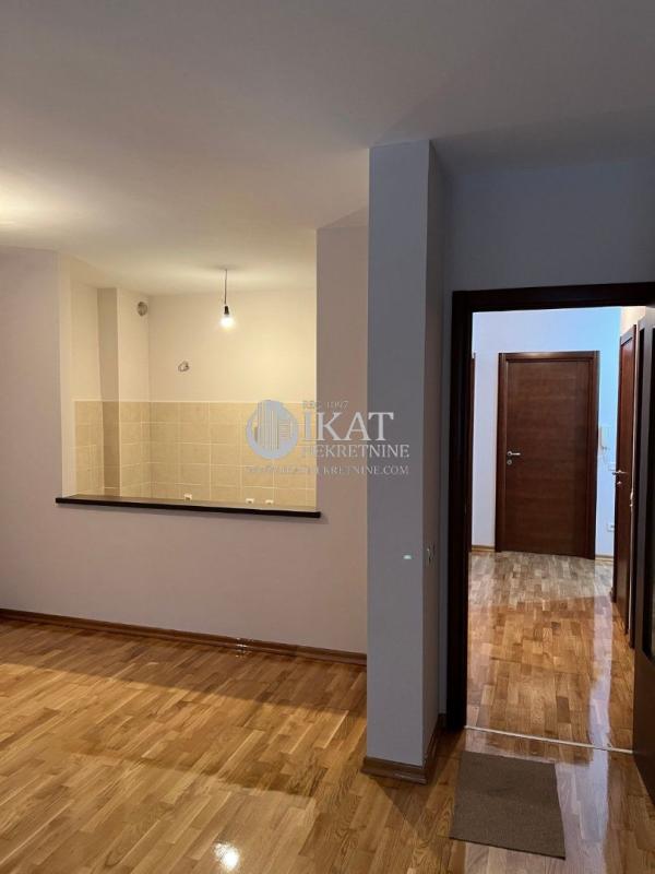 Slika 7 - Dvoiposoban stan na prodaju, 81m2, 223.000€