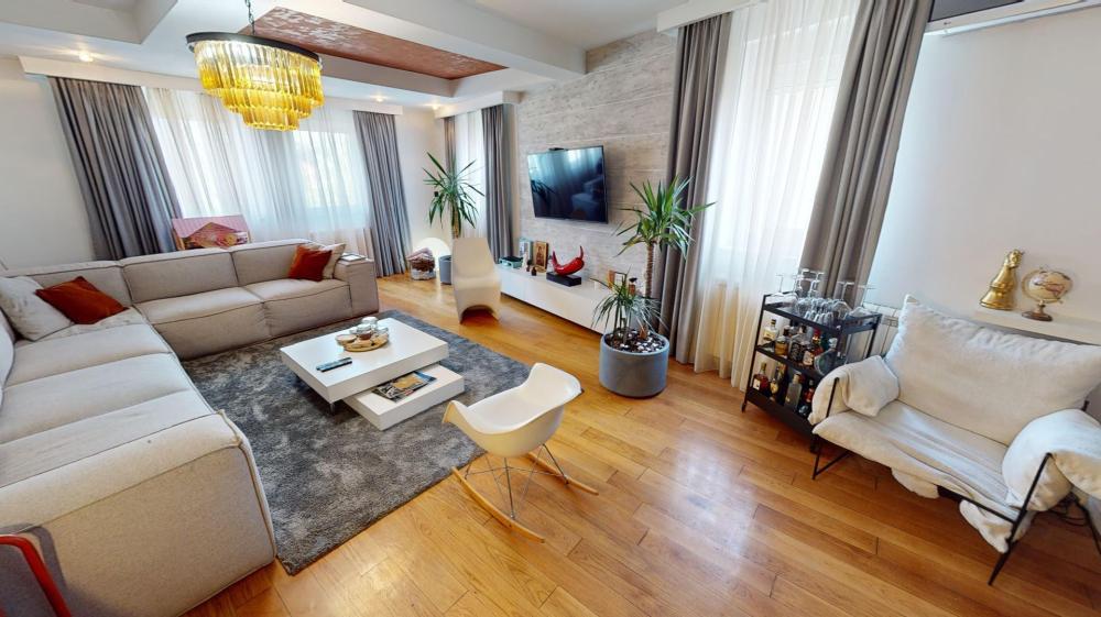 Glavna slika -Gospodara Vučića, Petosoban stan na prodaju, 190m2, 549.000€