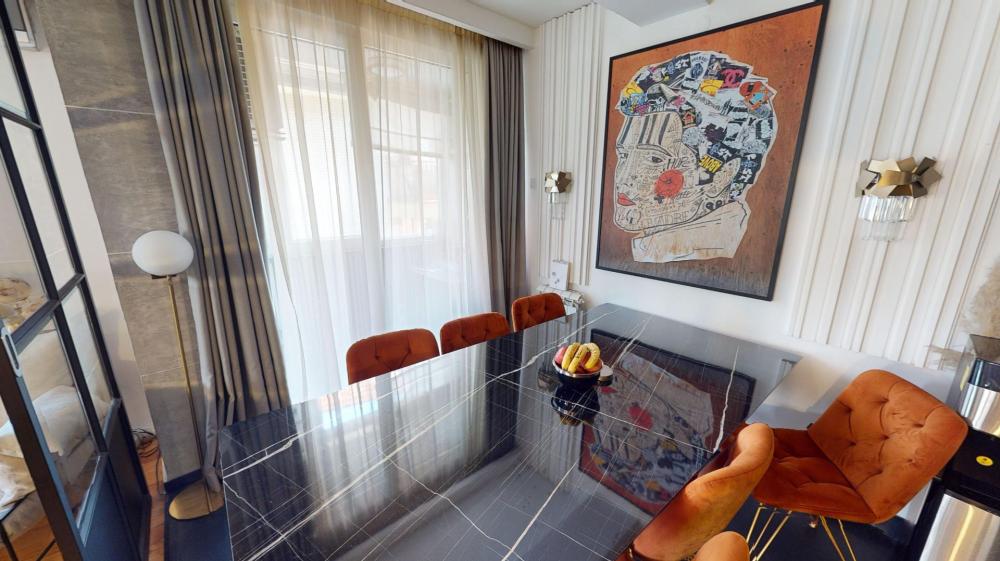 Slika 2 - Gospodara Vučića, Petosoban stan na prodaju, 190m2, 549.000€