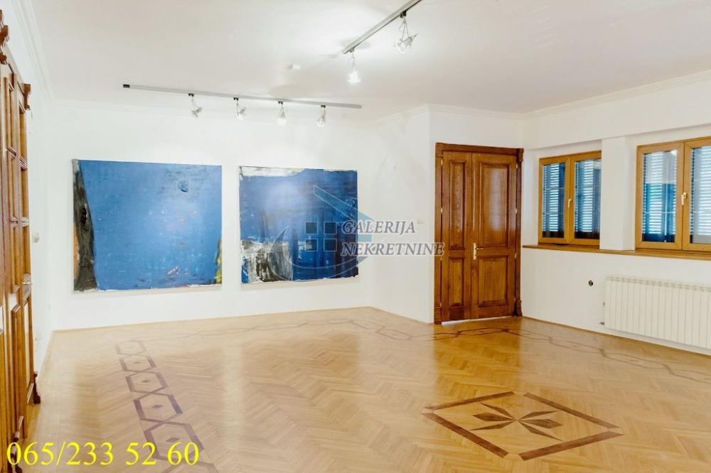 Slika 3 - Jelene Ćetković,  Kuća na prodaju, 430m2, 1.800.000€