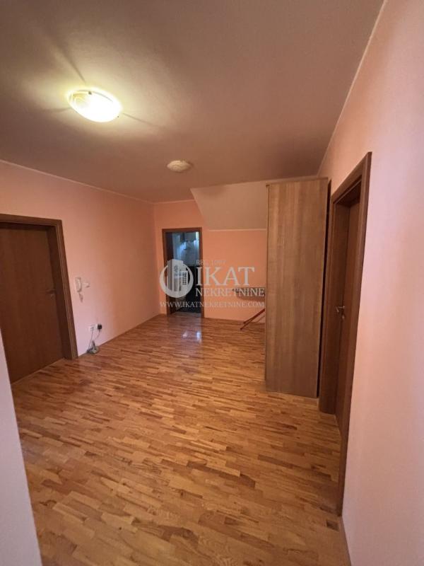 Slika 7 - Drvarske česme, Kuća na prodaju, 224m2, 350.000€