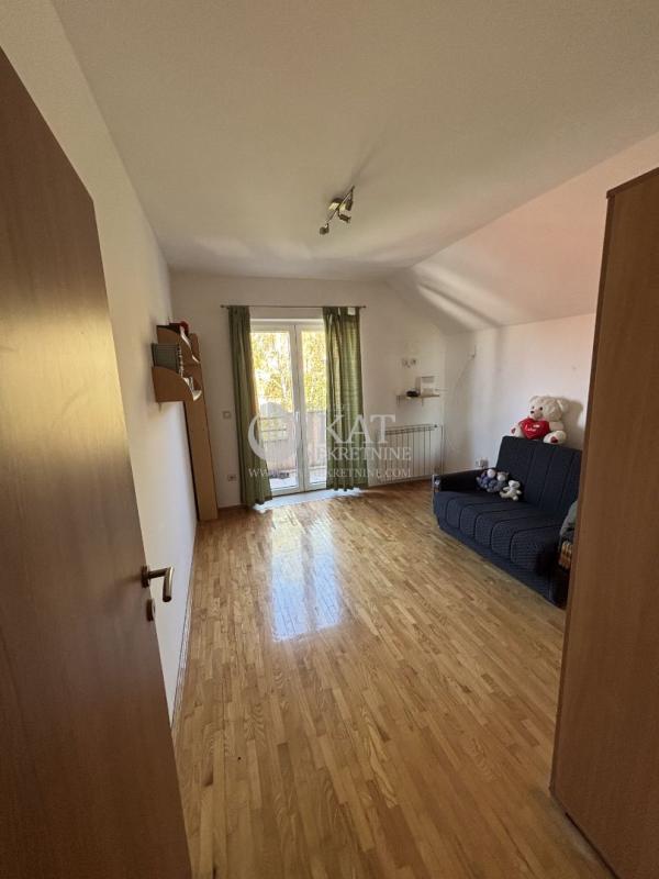 Slika 9 - Drvarske česme, Kuća na prodaju, 224m2, 350.000€