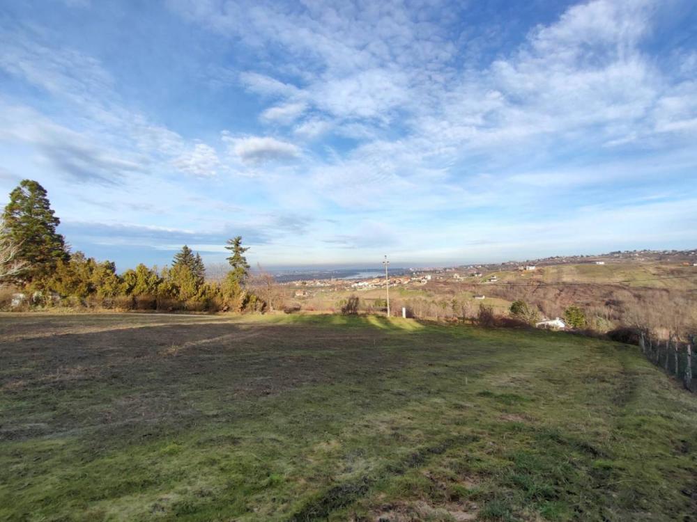 Slika 6 -  Plac na prodaju, Ledinci, , 89.900€