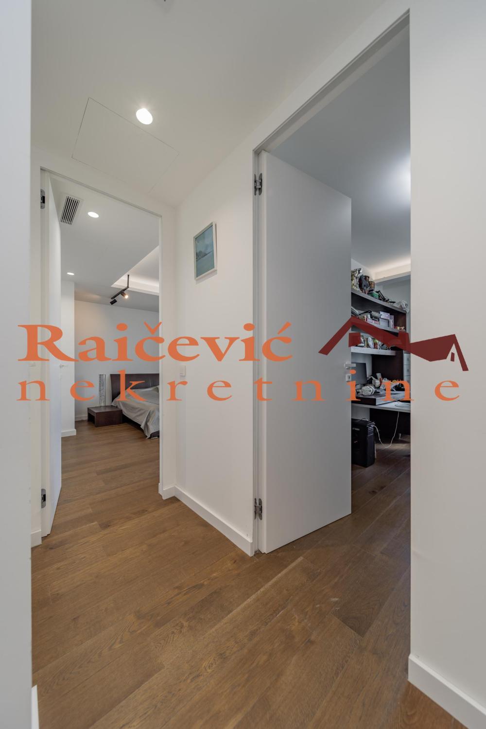 Slika 10 - Jurija Gagarina, Trosoban stan na prodaju, 99m2, 410.000€