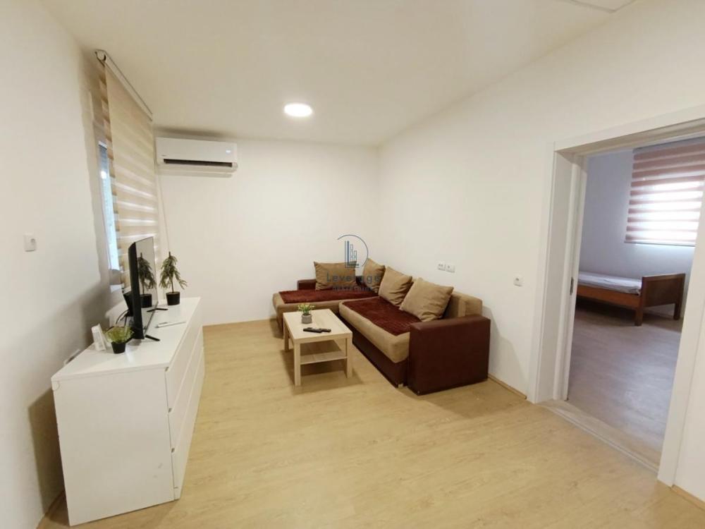 Glavna slika - Lokal za izdavanje, 95m2, 1.300€