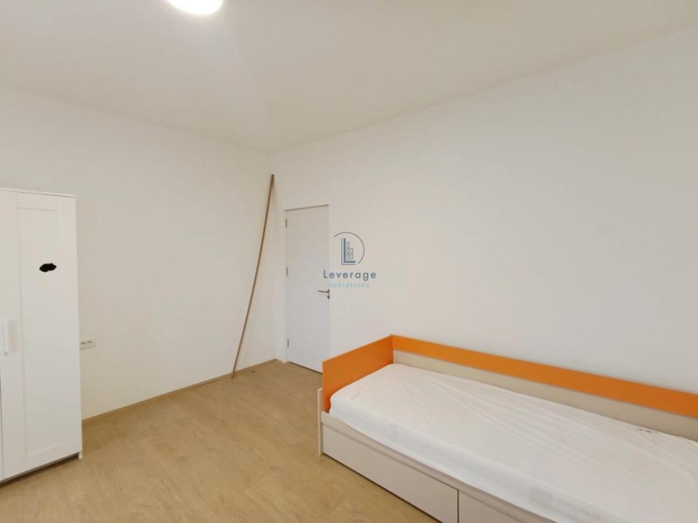 Slika 6 -  Lokal za izdavanje, 95m2, 1.300€