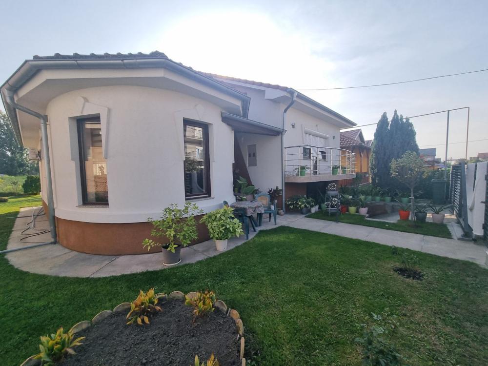 Glavna slika - Kuća na prodaju, 161m2, 254.620€