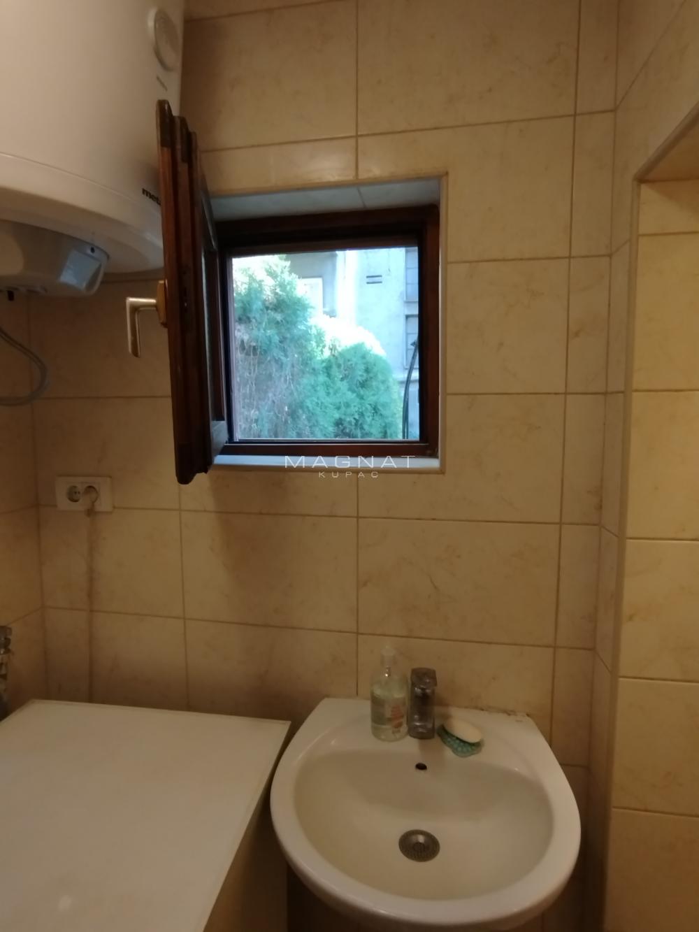 Slika 11 - Bulevar despota Stefana, Jednosoban stan za izdavanje, 30m2, 500€