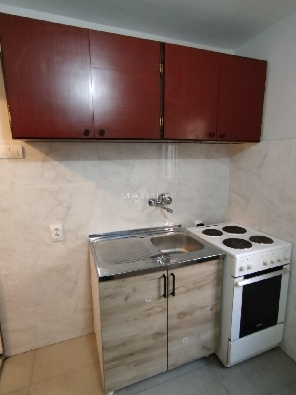 Slika 8 - Bulevar despota Stefana, Jednosoban stan za izdavanje, 30m2, 500€