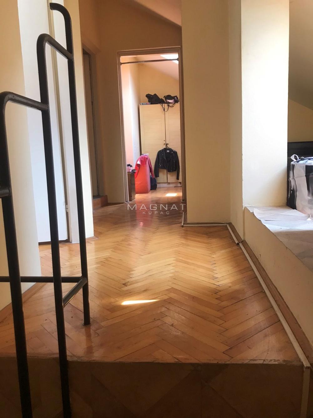 Slika 1 - Hanibala Lucića, Petosoban stan na prodaju, 104m2, 149.000€