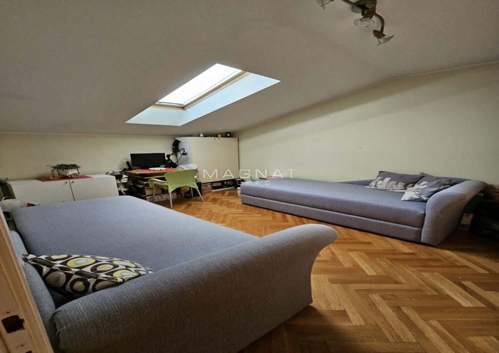 Slika 3 - Maršala Birjuzova, Trosoban stan na prodaju, 81m2, 265.000€