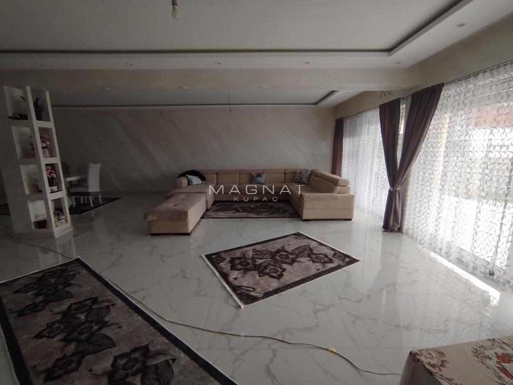 Slika 11 - Kumanička,  Kuća na prodaju, 360m2, 330.000€