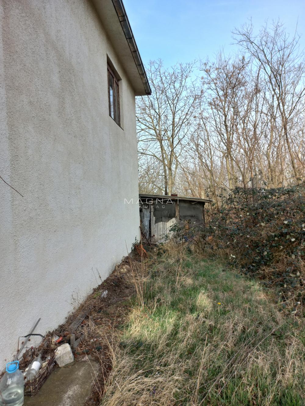 Slika 9 - Despota Stevana Lazarevića,  Kuća na prodaju, 76m2, 40.000€