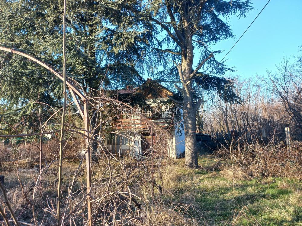 Glavna slika -Despota Stevana Lazarevića,  Kuća na prodaju, 76m2, 40.000€