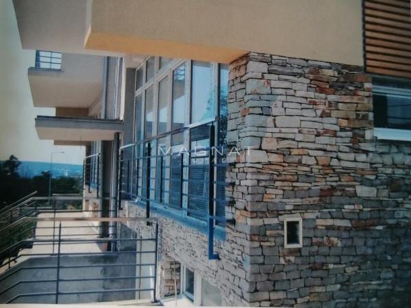 Slika 1 - Slavka Ćuruvije, Trosoban stan na prodaju, 114m2, 460.000€