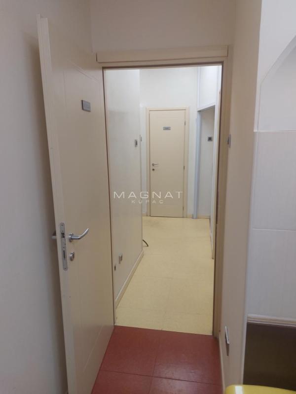 Slika 9 -  Lokal na prodaju, 140m2, 329.900€