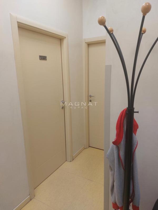 Slika 7 -  Lokal na prodaju, 140m2, 329.900€