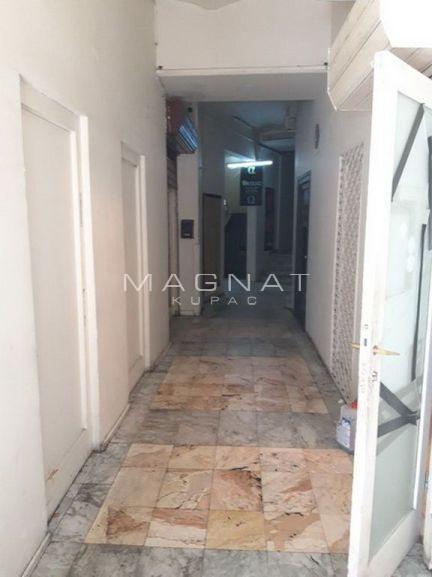 Slika 1 - Nikole Spasića,  Lokal na prodaju, 19m2, 31.900€