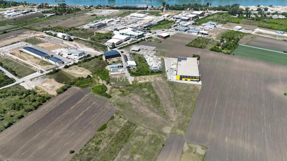 Slika 3 - Obrenovački put Plac na prodaju, Čukarica, Makiš, 499.900€