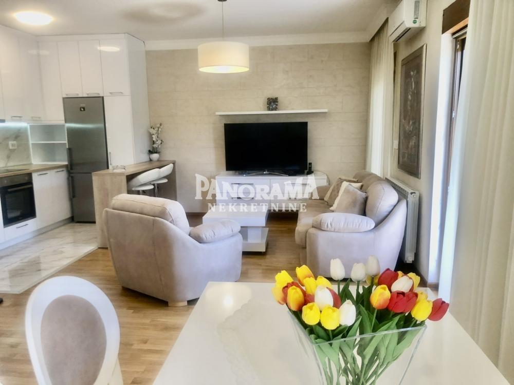 Slika 4 - Kapetana Zavišića, Dvosoban stan na prodaju, 65m2, 260.000€